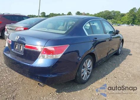 2011 Honda Accord 2.4 Ex z USA, uszkodzony, nr VIN 1HGCP2F74BA110704